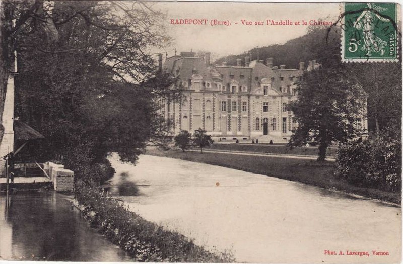 Chateau de Radepont.jpg