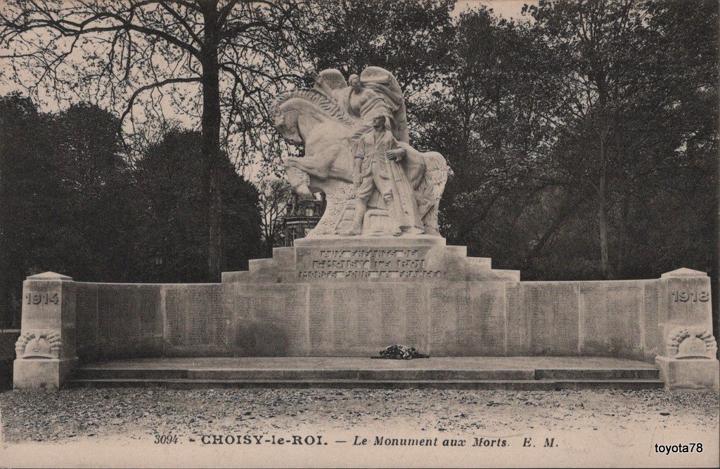 Choisy-monument aux morts.jpg