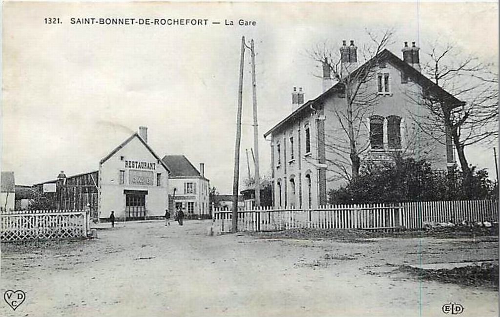 ZSaint-Bonnet de Rochefort (Alier).jpg