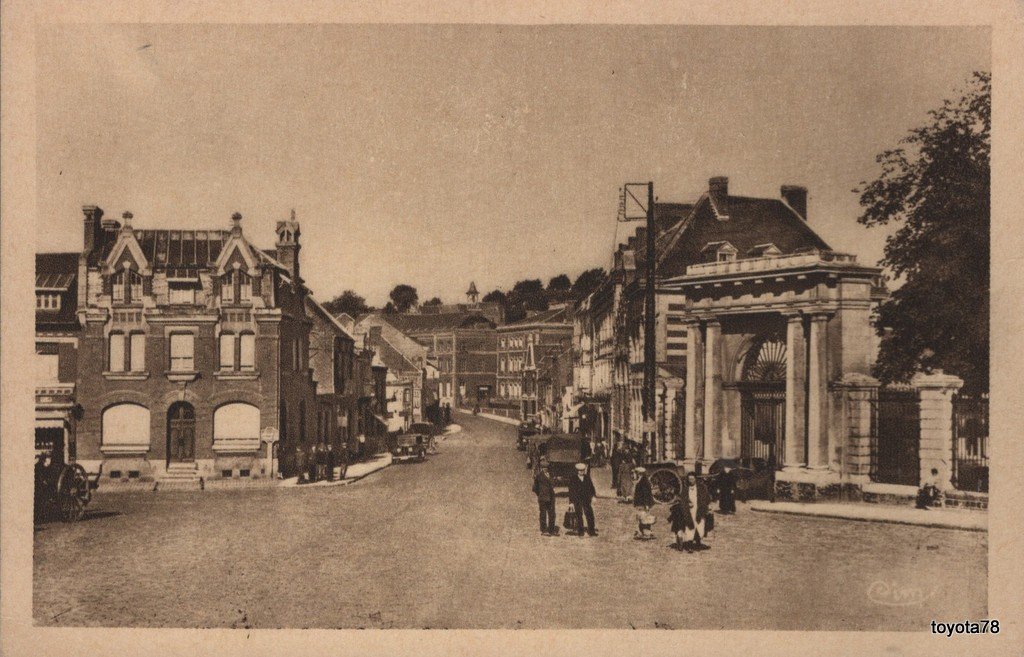 LE CATEAU-Rue Charles Seydoux.jpg