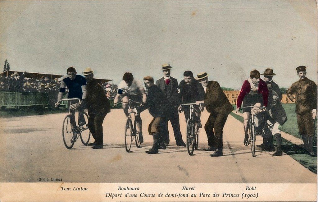 Cyclisme-Paris (75016).jpg