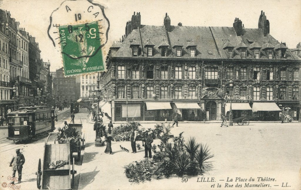 59-Lille-Place du Theatre et la Rue des Manneliers - 90 LL.jpg