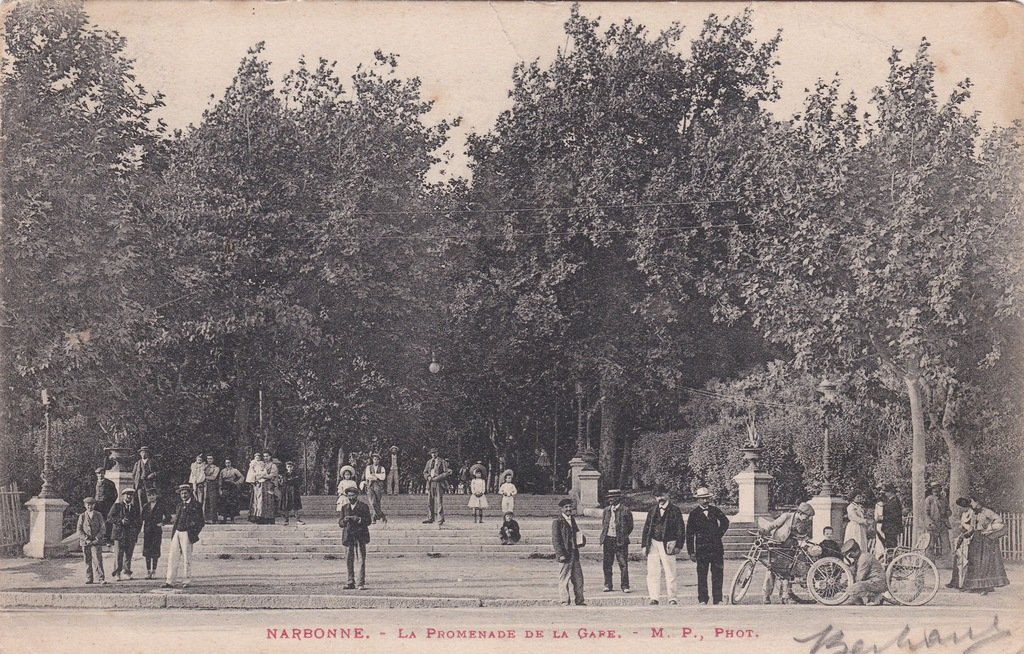 Narbonne - La Promenade de la Gare .jpg