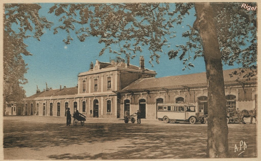 12-Millau - La Gare - 12 APA.jpg