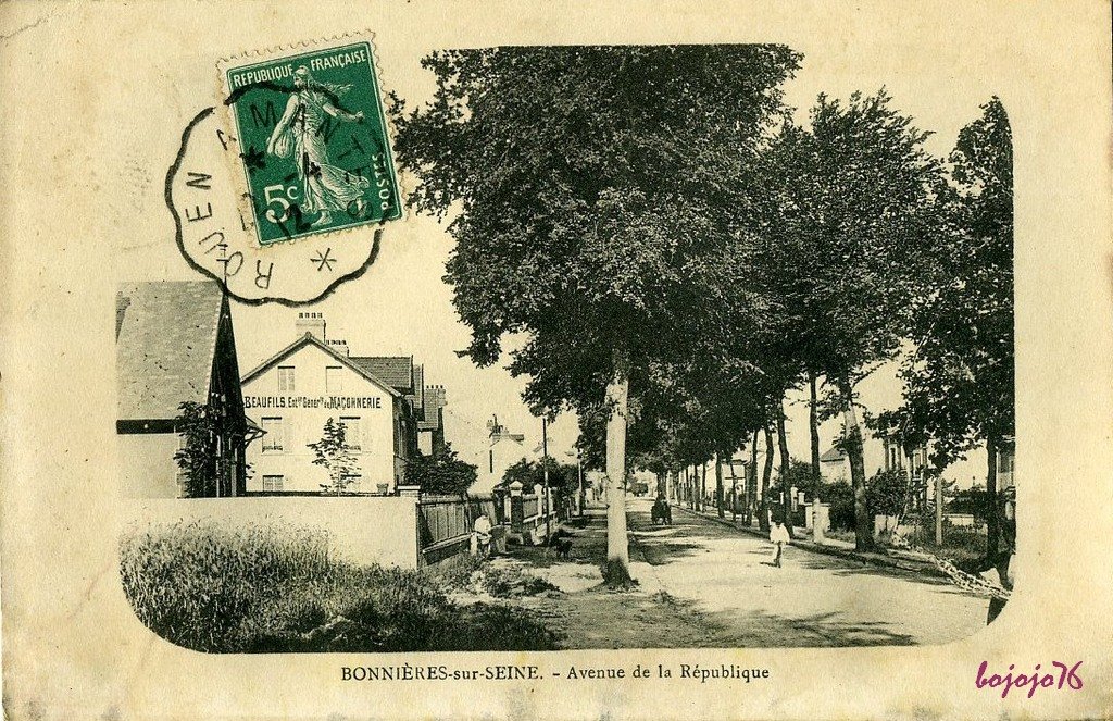 78-Bonnières sur Seine-Av de la République.jpg