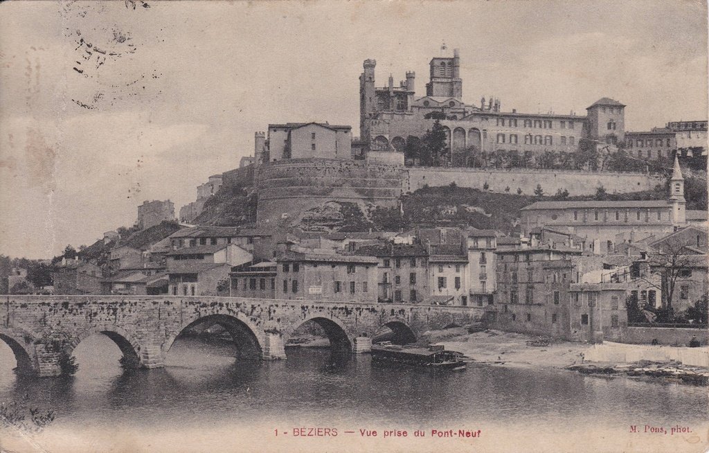 Béziers-Vue prise du Pont Neuf.jpg