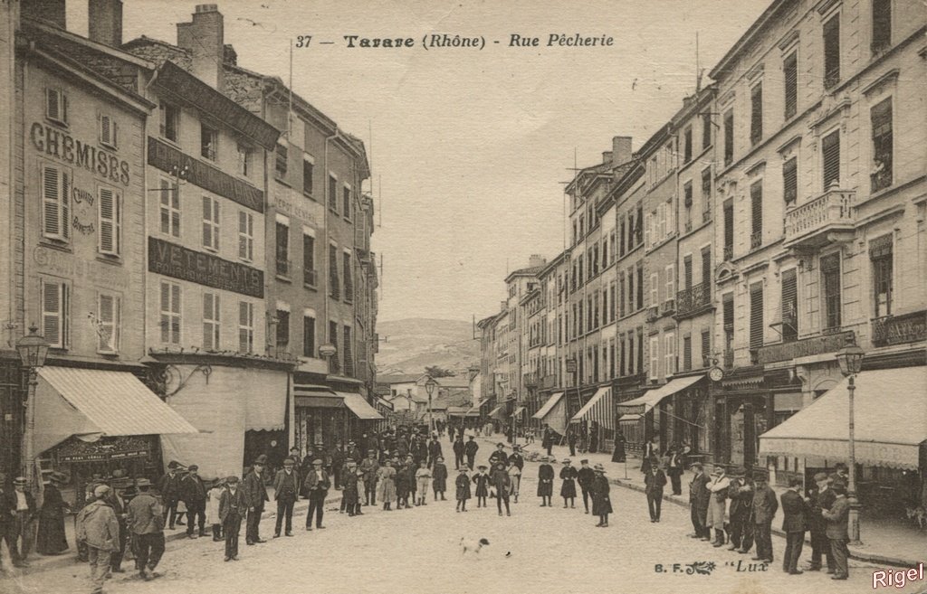 69-Tarare - Rue Pêcherie - 37 BF Lux.jpg