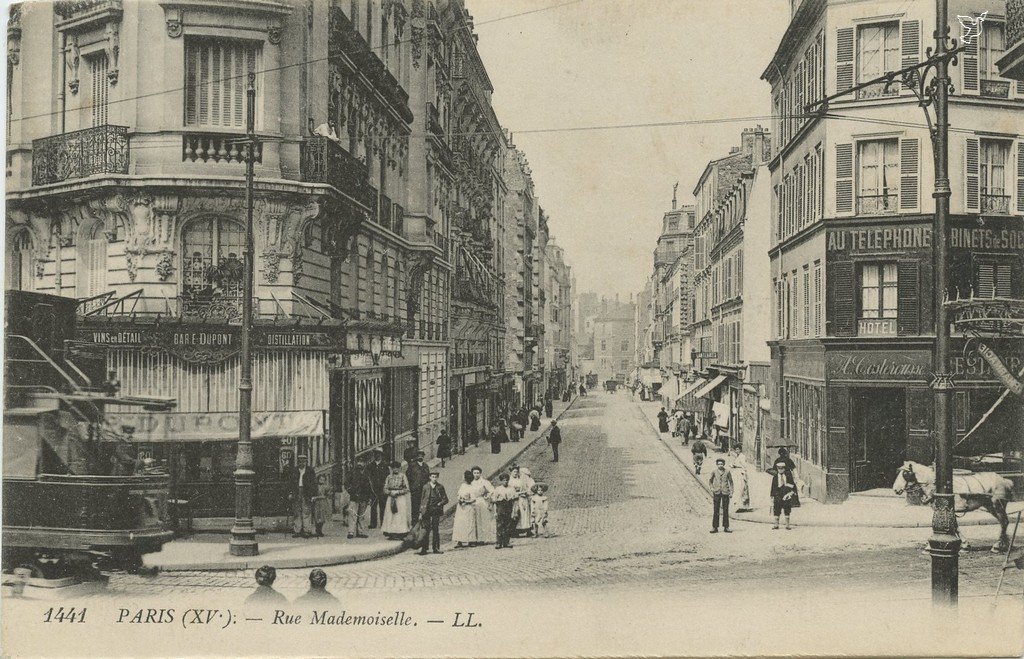 Z - 1441 - Rue Mademoiselle.jpg