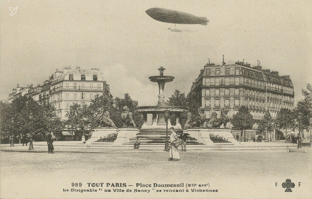 Z - 989 - Place Daumesnil.jpg