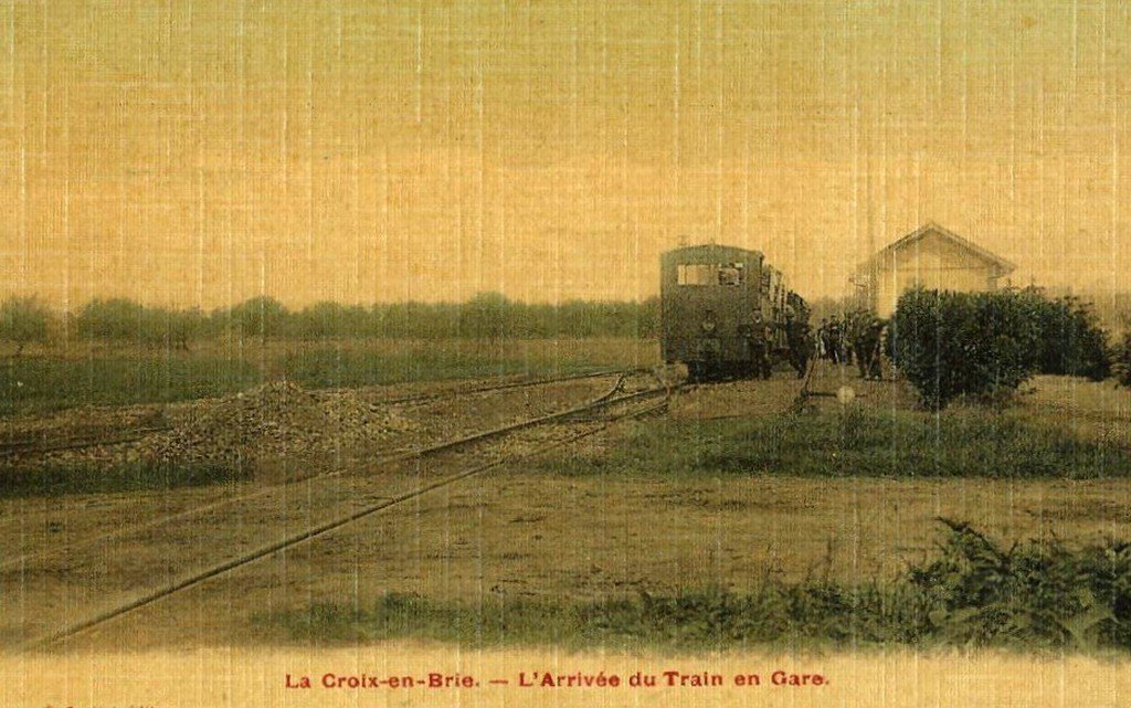 La Croix-en-Brie 3-641-8-01-15-77.jpg