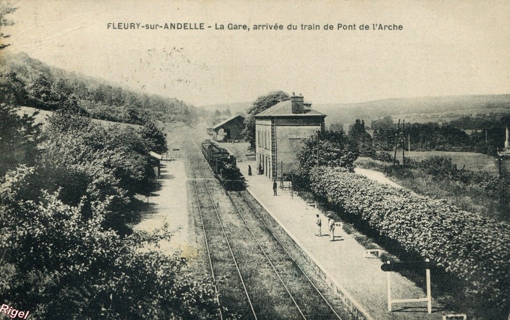 27-Fleury sur Andelle - Gare - Imrimerie Baudinière.jpg