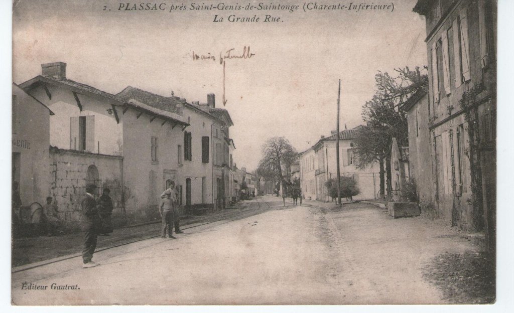 La Grand Rue Plassac (17) 2.jpg
