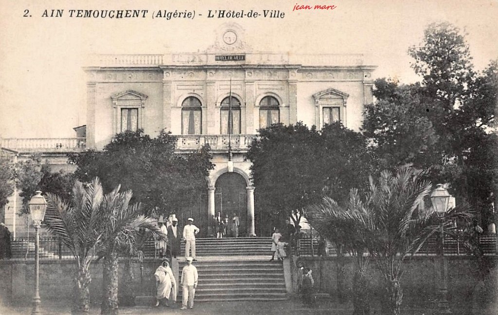 Aïn-Temouchent - L'Hôtel de Ville.jpg