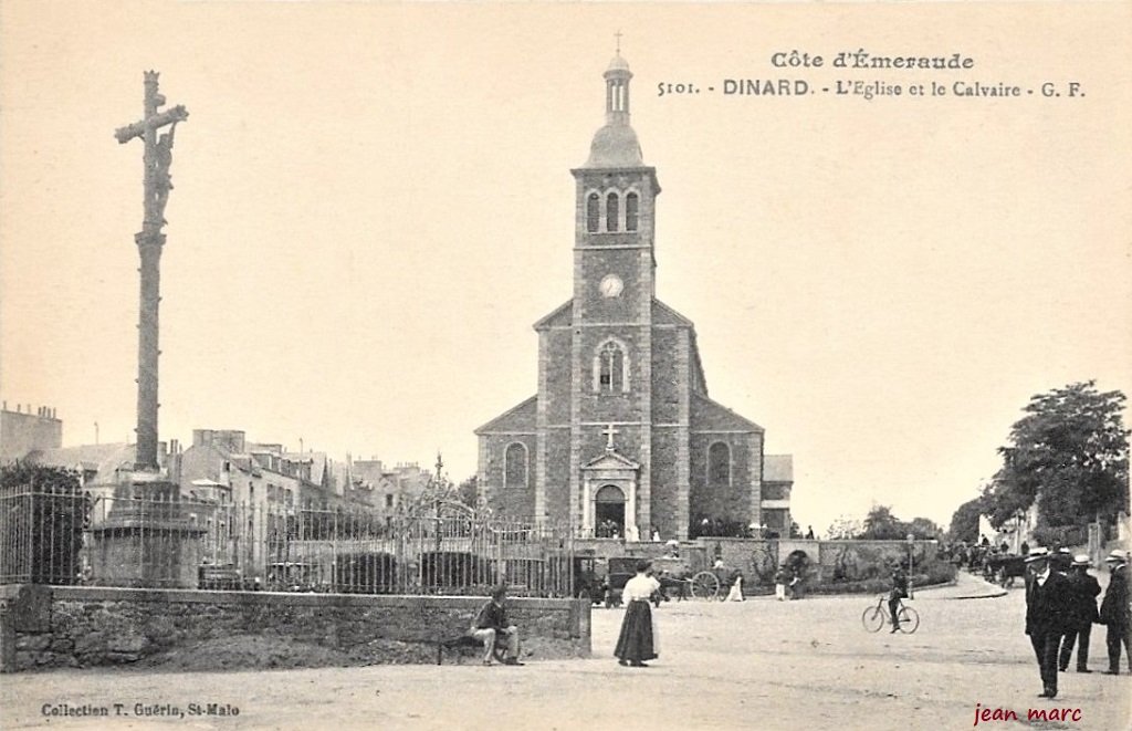 Dinard - L'Eglise et le Calvaire.jpg