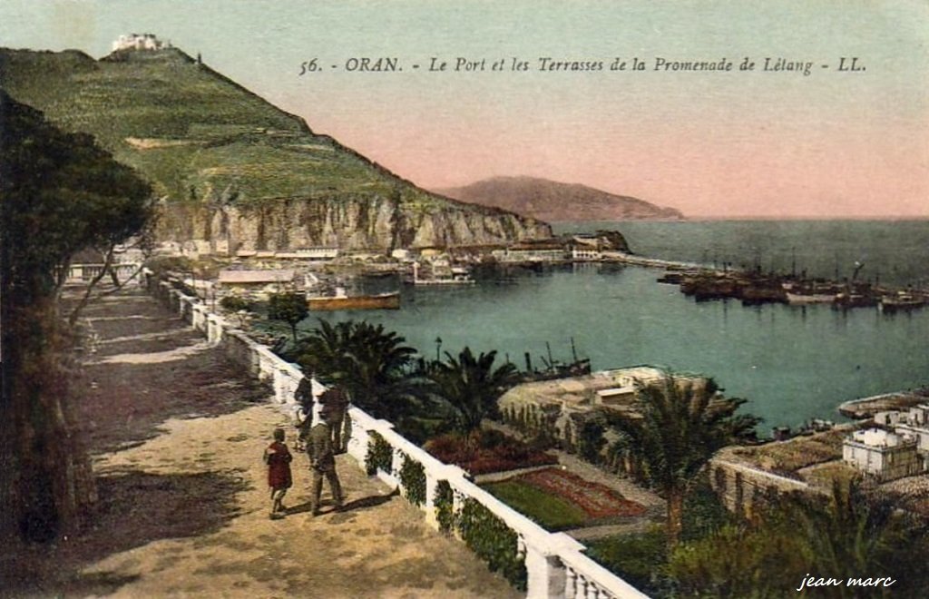 Oran - Le Port et les Terrasses de la Promenade de Létang.jpg