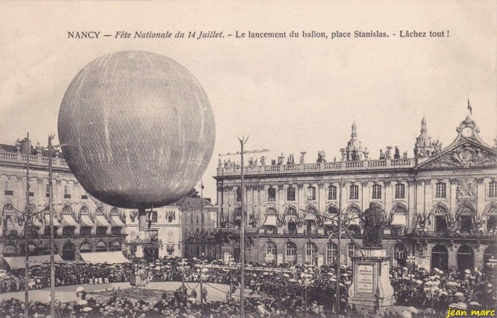 Nancy - Le Lancement du Ballon, place Stanislas. Lâchez tout..jpg