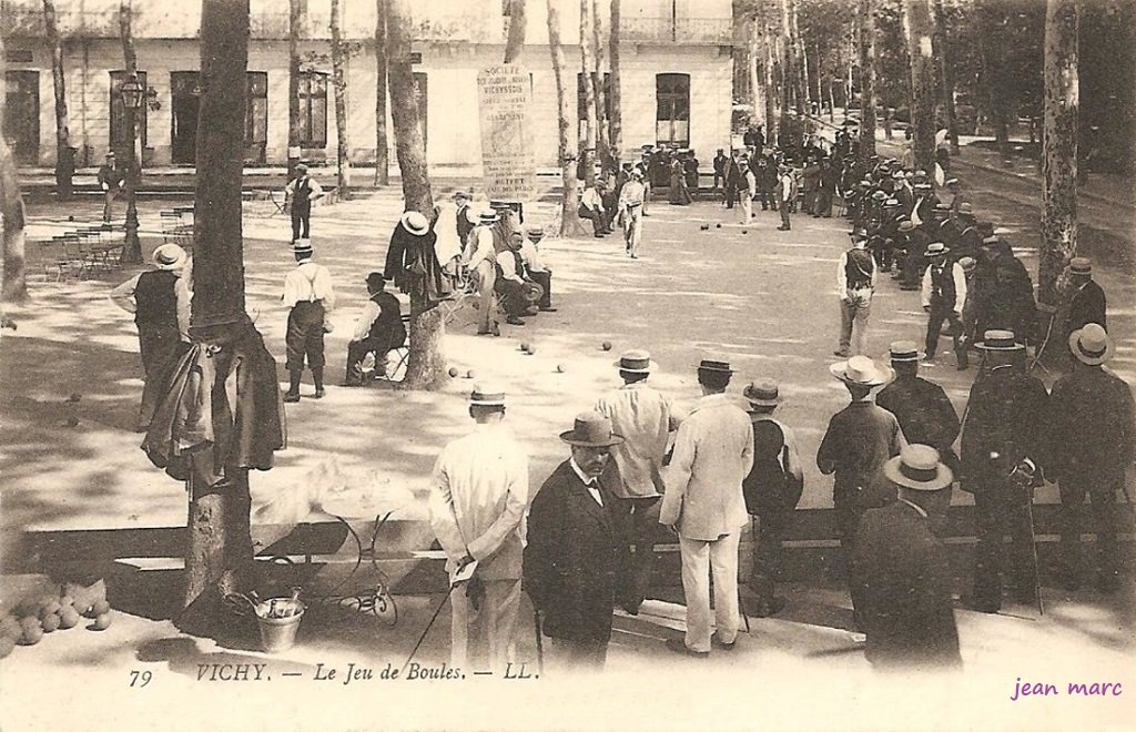 Vichy - Le Jeu de Boules.jpg