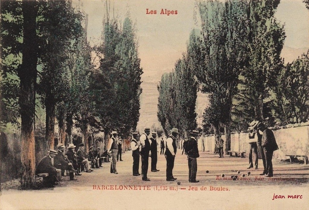 Barcelonnette - Jeu de Boules.jpg