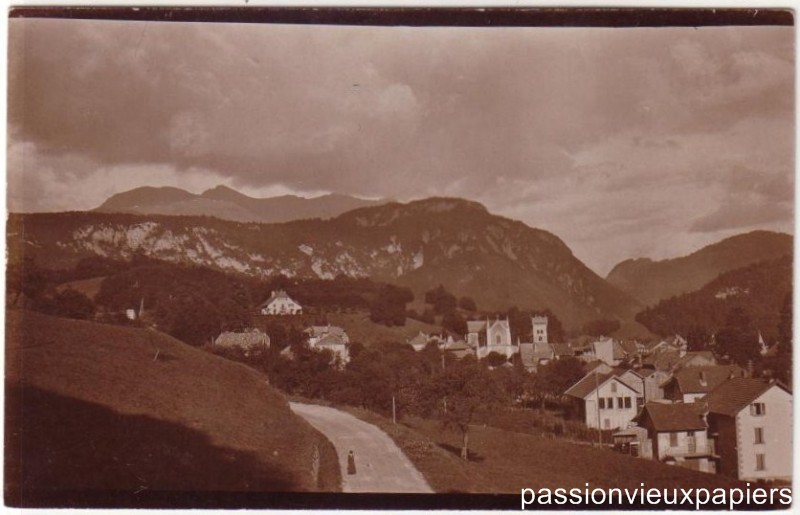 Montagne village [F].JPG