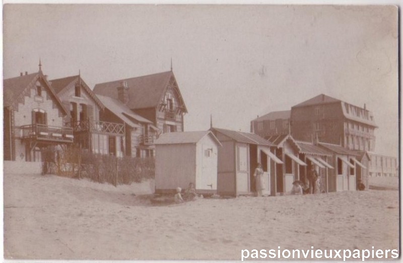 Plage cabines [F].JPG
