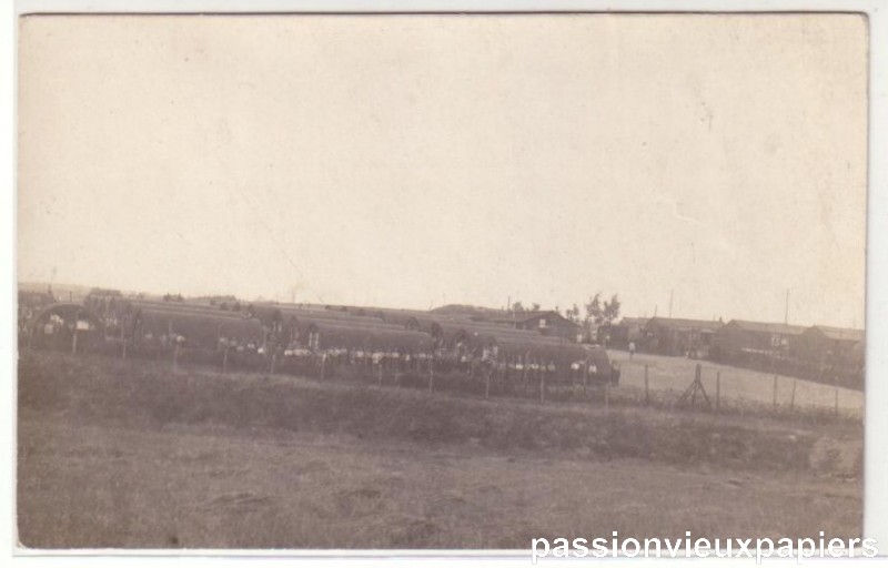 Camp de prisonniers [F].JPG