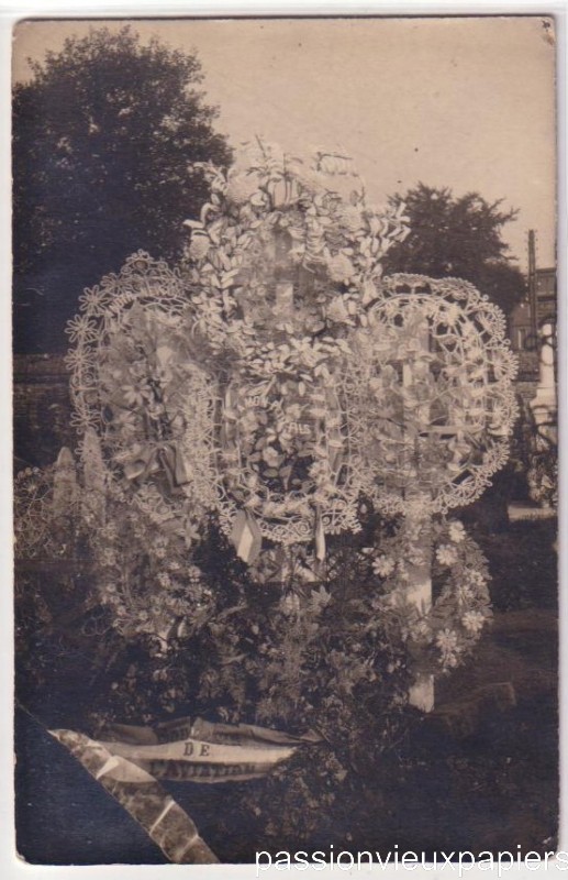 Tombe [F].JPG