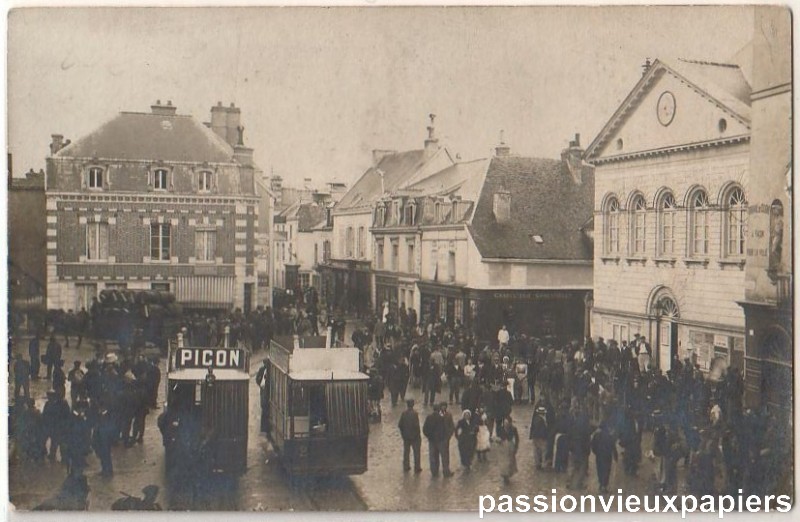 Theatre Tram [800].JPG