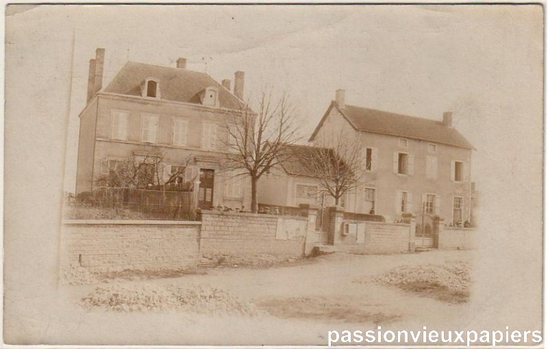 Village Ecoles [800].JPG