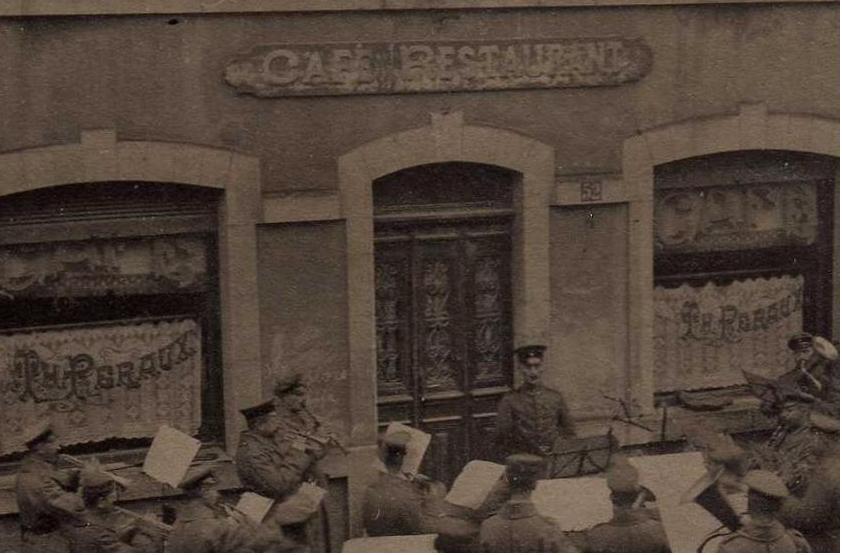 cafe3.jpg