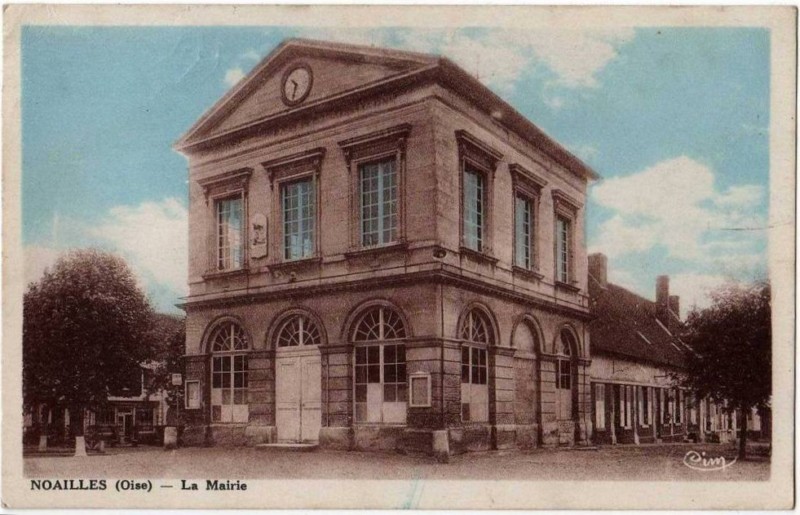 60 Noailles mairie [F].jpg
