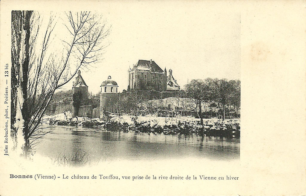 Bonnes 86 Vienne Cartes Postales Anciennes sur CPArama