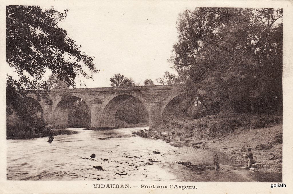 Vidauban  83  Var  Cartes Postales Anciennes sur CPArama