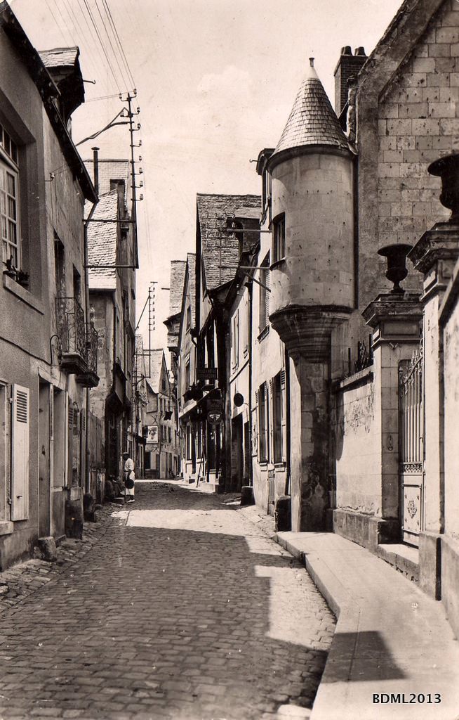 Chinon : 37 - Indre-et-Loire | Cartes Postales Anciennes sur CPArama