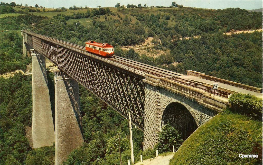 Viaduc des Fades (Puy-de-Dôme) - CPArama.com