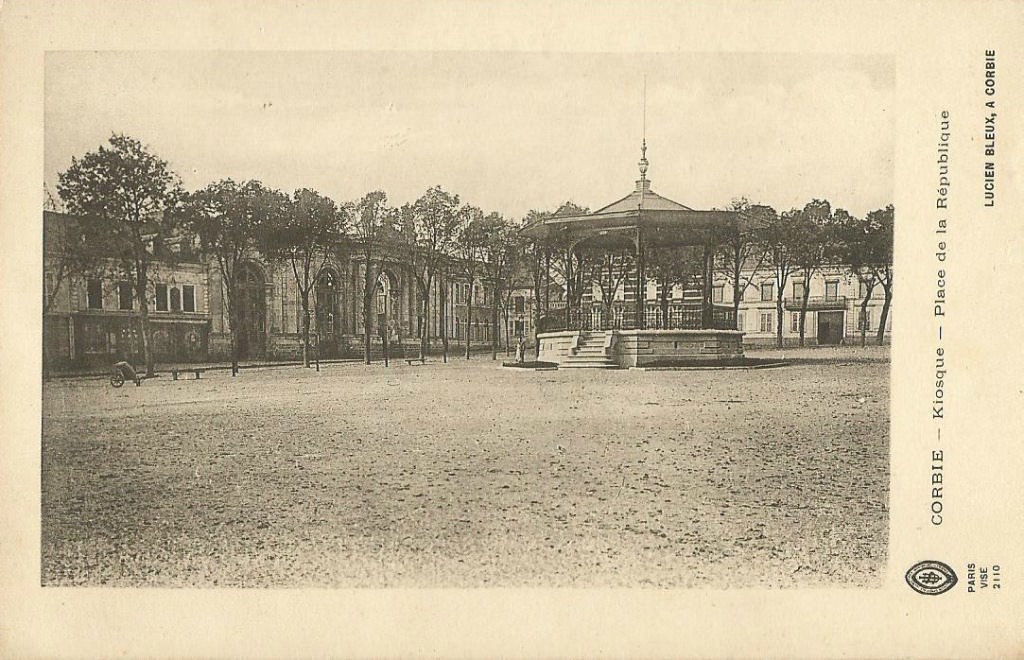 Romans-sur-Isère - 22 février 1849 : Enlèvement du bonnet phrygien, place  du Champ de Mars