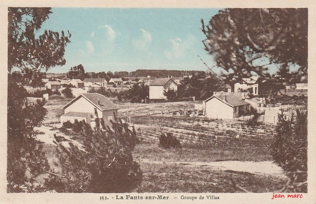 La Faute-sur-Mer - Groupe de villas.jpg