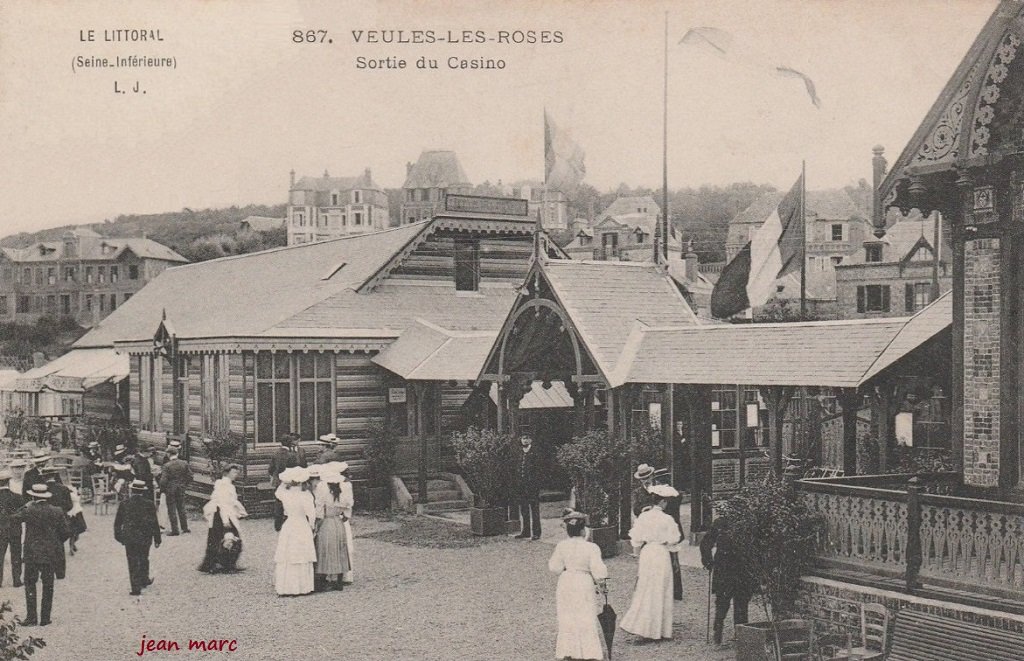 Veules-les-Roses - Sortie du Casino.jpg