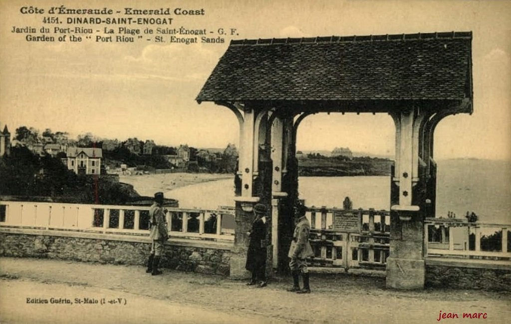 Saint-Enogat - Jardin de Port-Riou - La Plage de Saint-Enogat.jpg