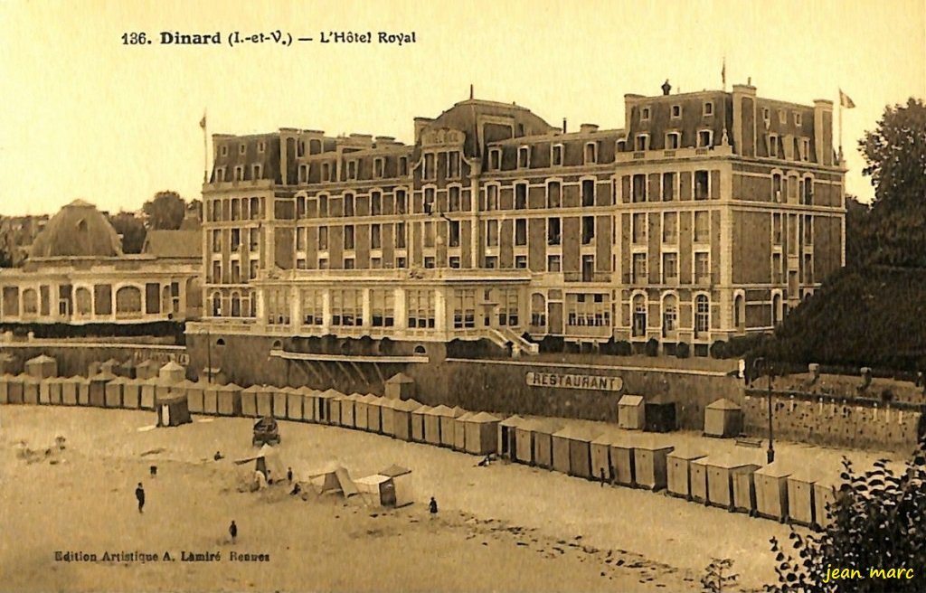 Dinard - L'Hôtel Royal.jpg