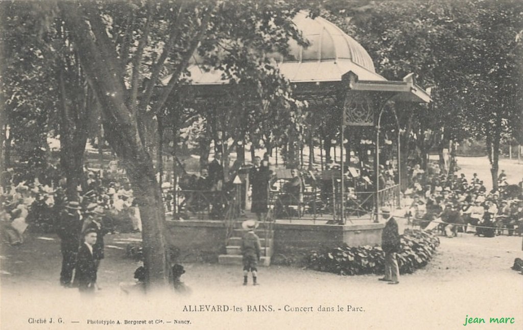 Allevard-les-Bains - Concert dans le Parc.jpg