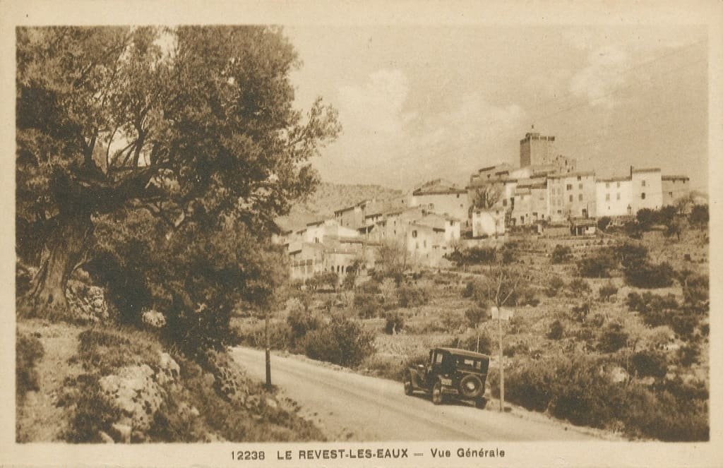 Le Revest Adia 12238.jpg