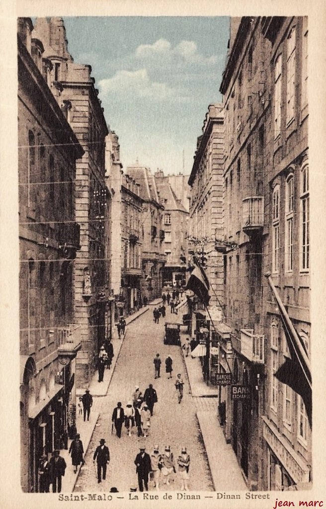Saint-Malo - Rue de Dinan.jpg