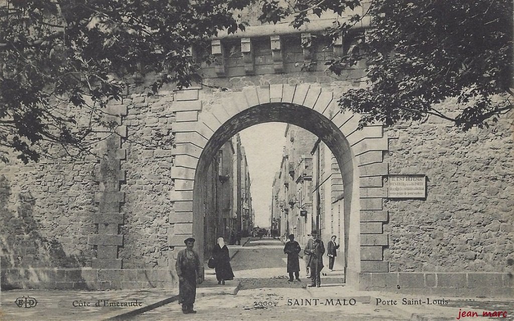 Saint-Malo - Porte Saint-Louis.jpg