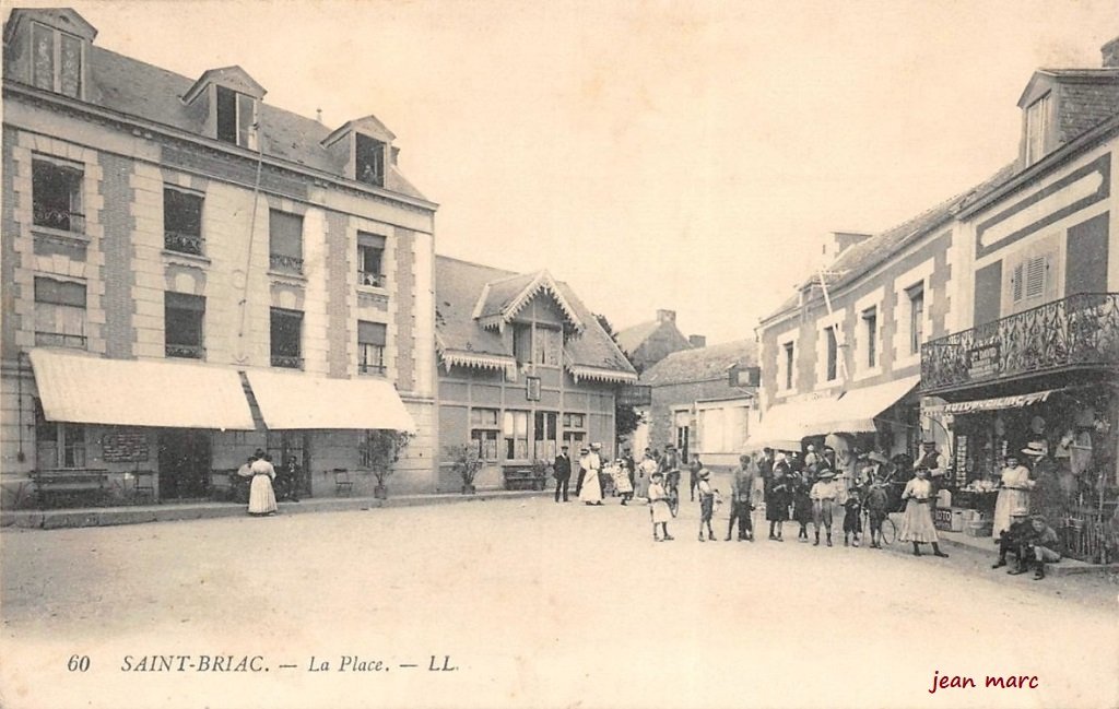 Saint-Briac - La Place.jpg