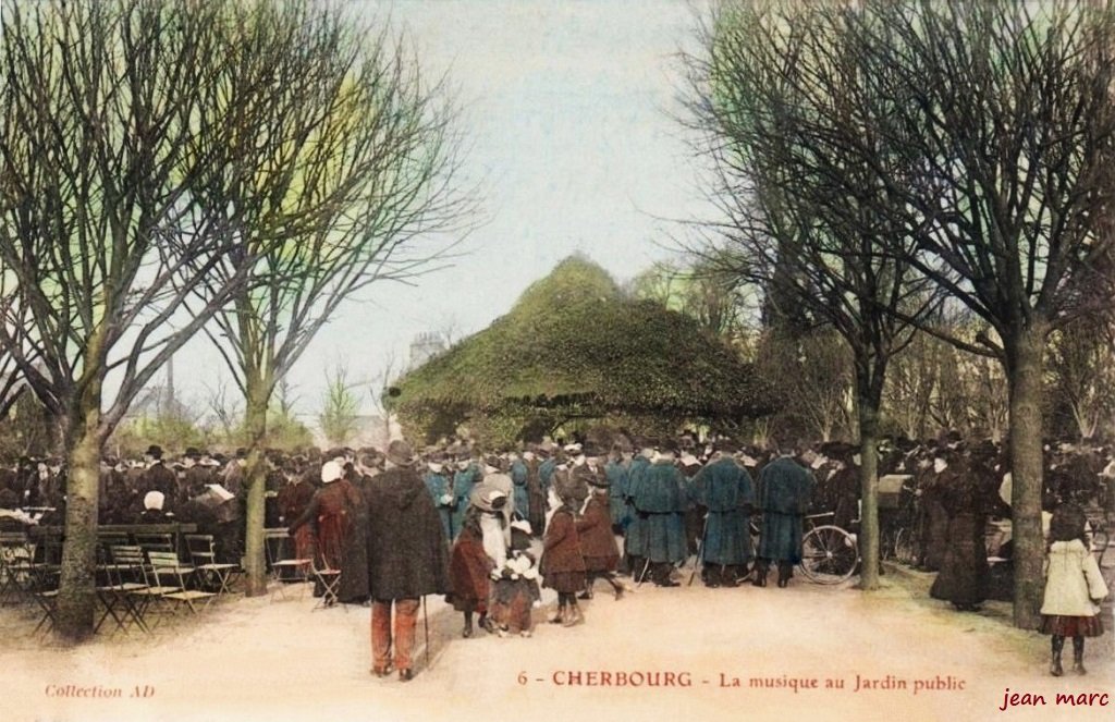 Cherbourg - La Musique au Jardin Public.jpg