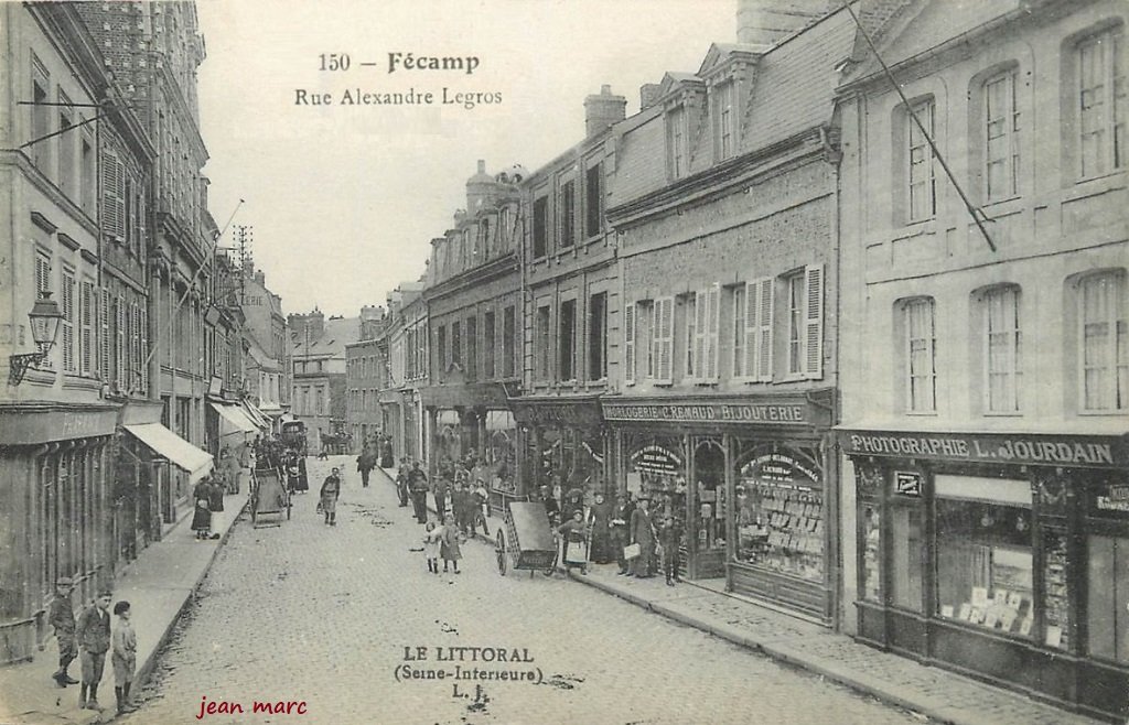 Fécamp - Rue Alexandre Legros.jpg