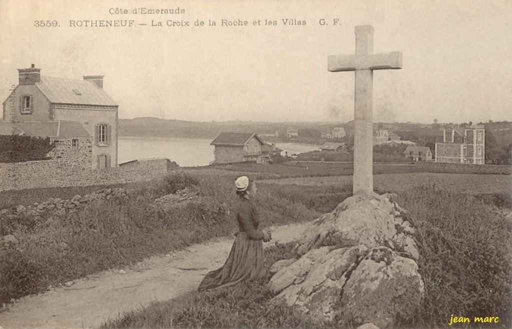 Rothéneuf - La Croix de la roche et les villas.jpg