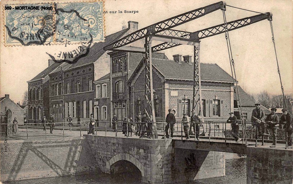 Mortagne 389.jpg