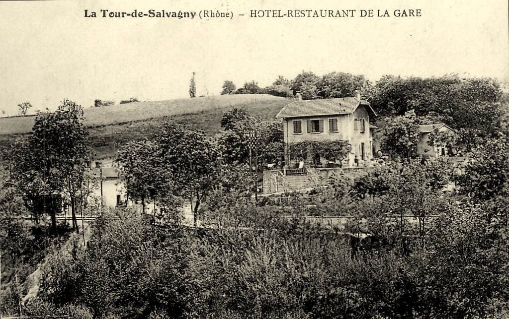 La tour-de-salvagny.jpg