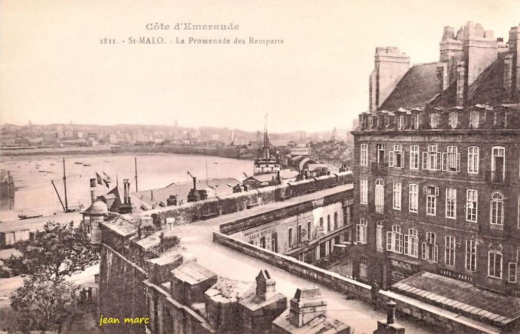 Saint-Malo - La Promenade des Remparts.jpg